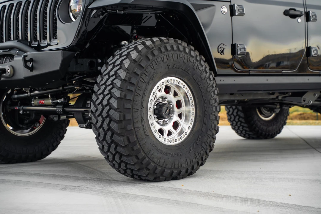 2023 Jeep JT Gladiator - Image 26 of 31