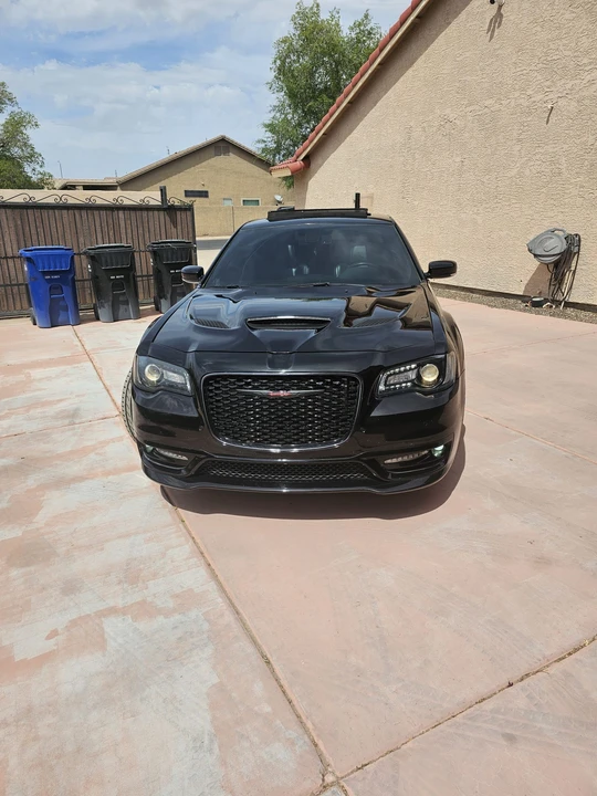2020 Chrysler 300 (2005-2023) - Image 3 of 31