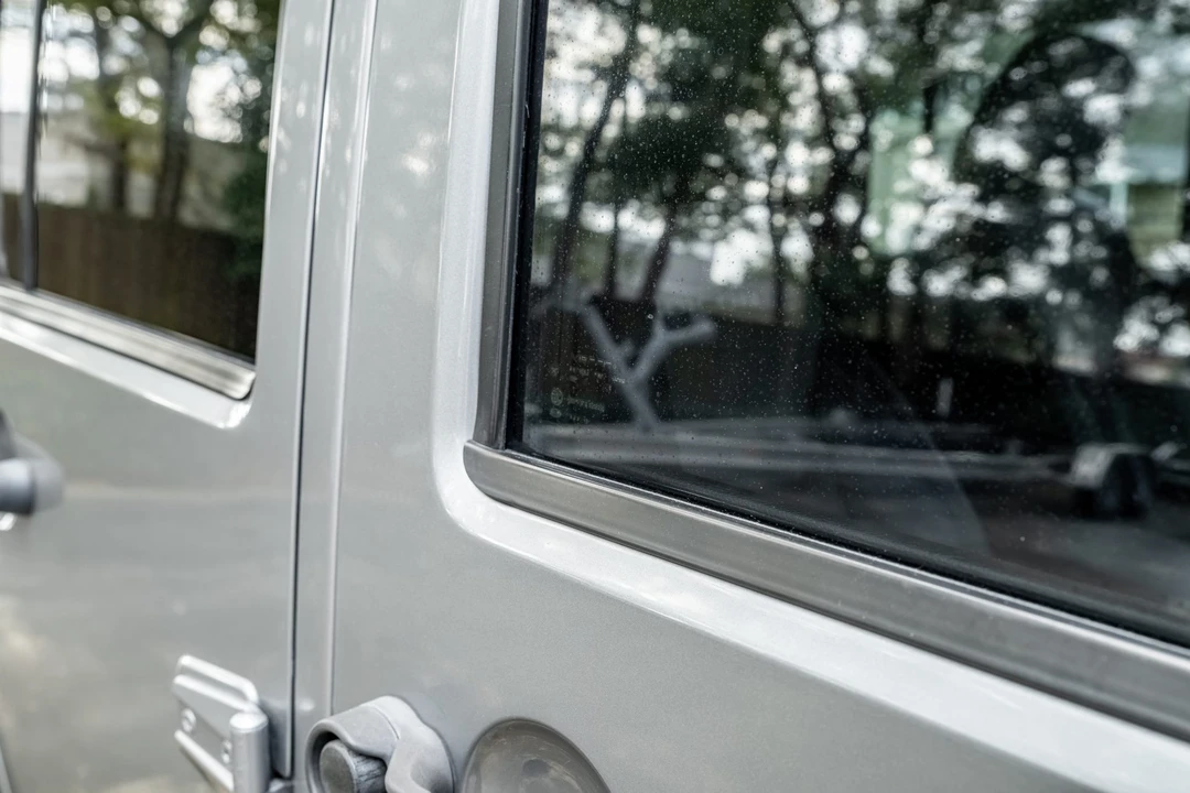 2014 Jeep JK Wrangler - Image 28 of 31