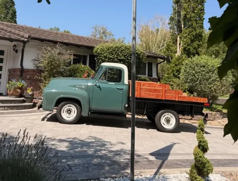 1955 Ford F-250