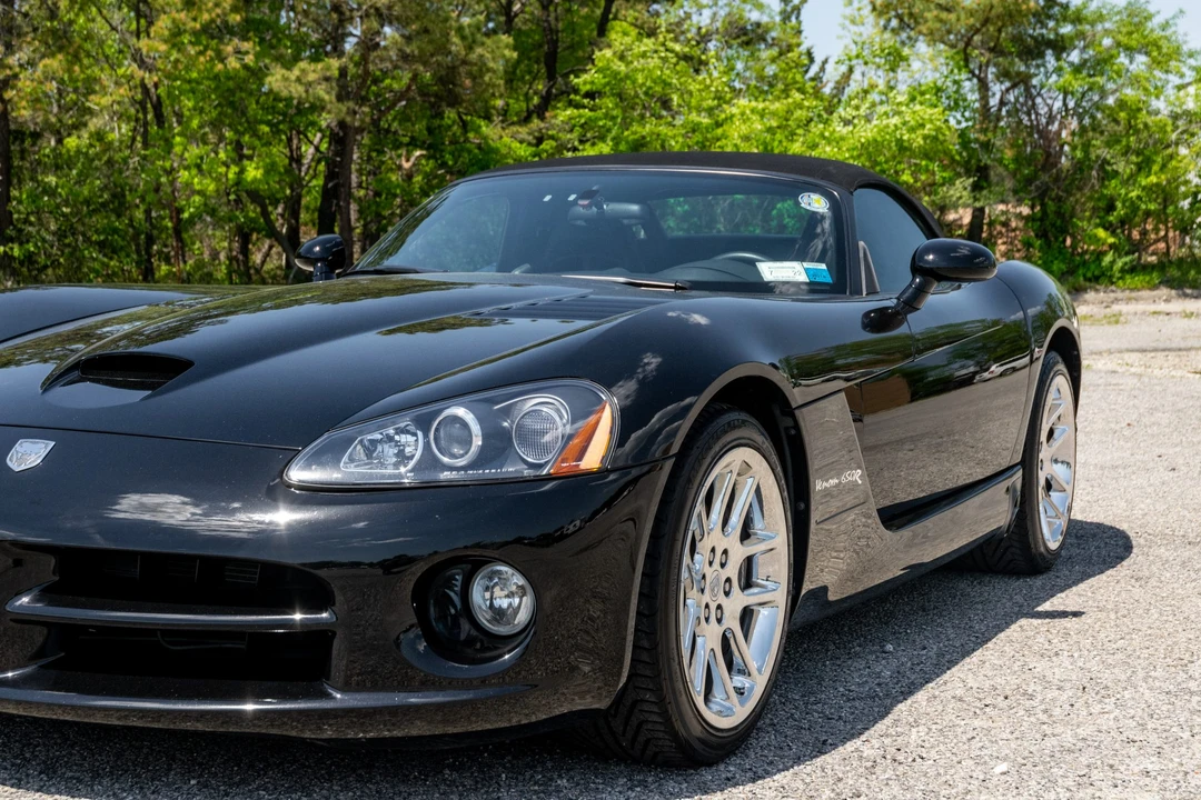 2003 Dodge Viper 3rd Gen - Image 14 of 31