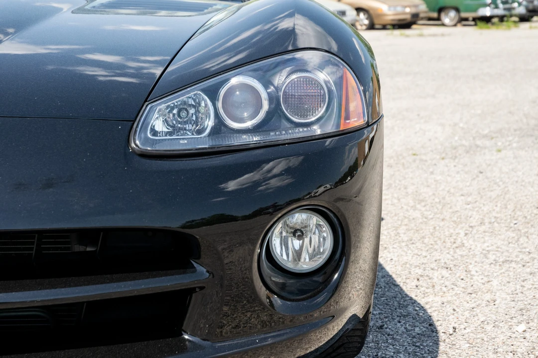 2003 Dodge Viper 3rd Gen - Image 11 of 31