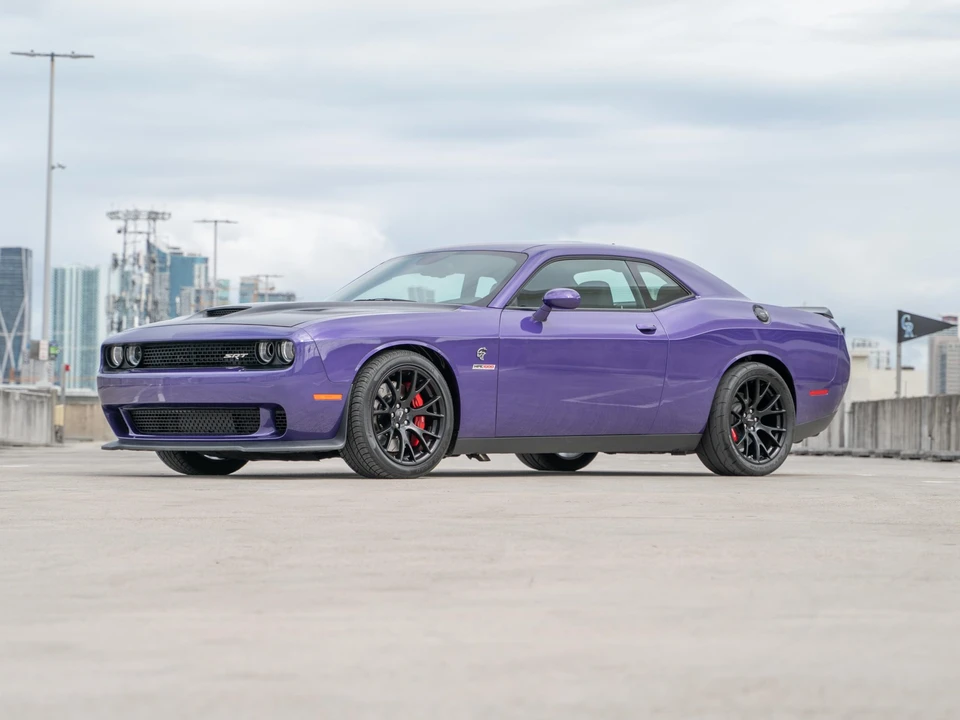2016 Dodge Challenger SRT Hellcat 3rd Gen - Image 11 of 31