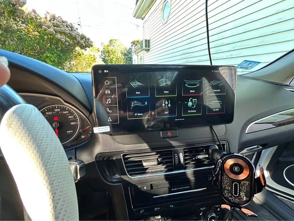 2011 Audi 8R Q5 - Image 6 of 10