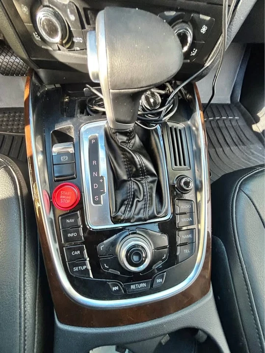 2011 Audi 8R Q5 - Image 7 of 10