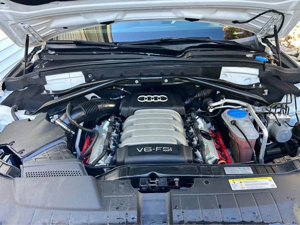 2011 Audi 8R Q5 - Image 9 of 10