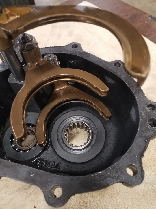 Parts & Memorabilia Gearboxes - Image 29 of 31