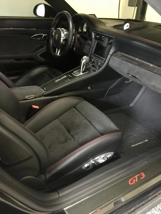 2014 Porsche 991 GT3 - Image 7 of 17