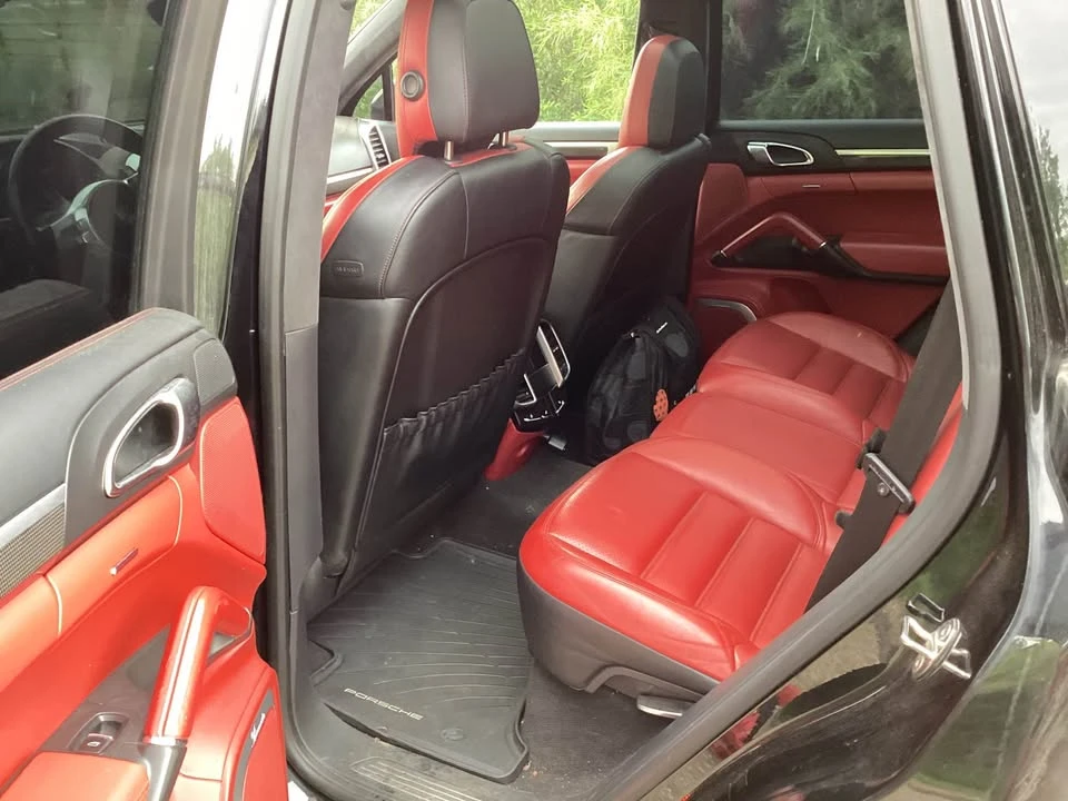 2014 Porsche 958 Cayenne Turbo S - Image 8 of 10