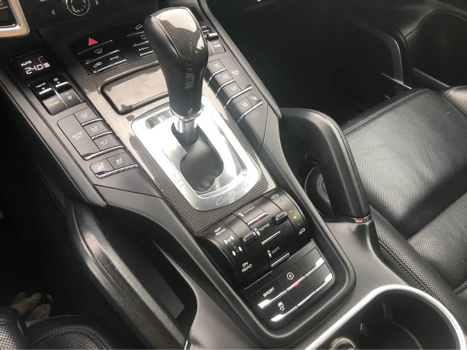 2014 Porsche 958 Cayenne Turbo - Image 9 of 10