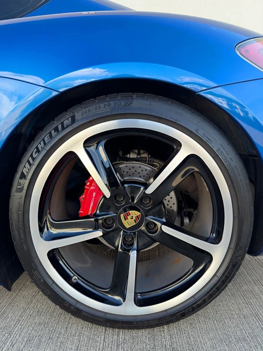 2016 Porsche 981 Cayman GTS - Image 11 of 31