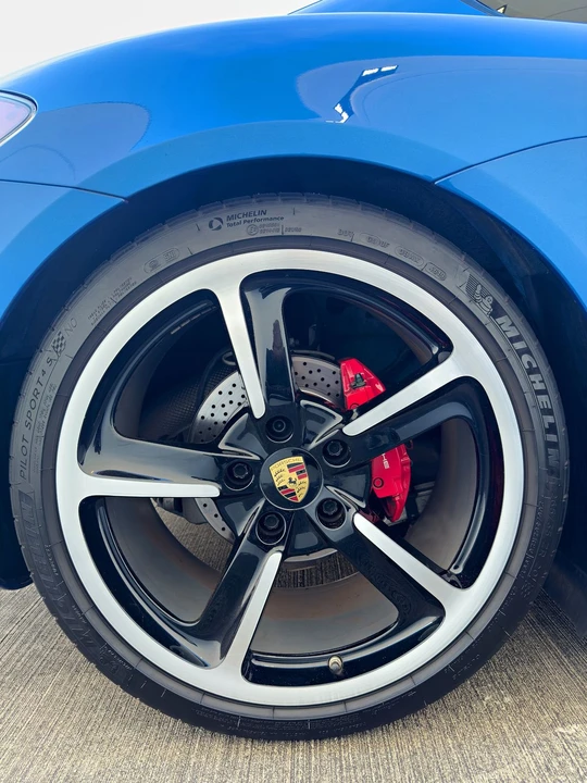 2016 Porsche 981 Cayman GTS - Image 12 of 31
