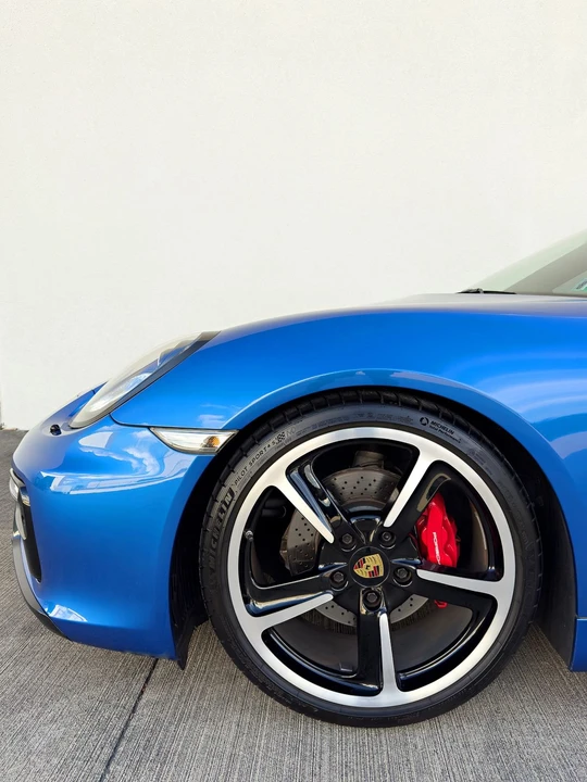 2016 Porsche 981 Cayman GTS - Image 15 of 31