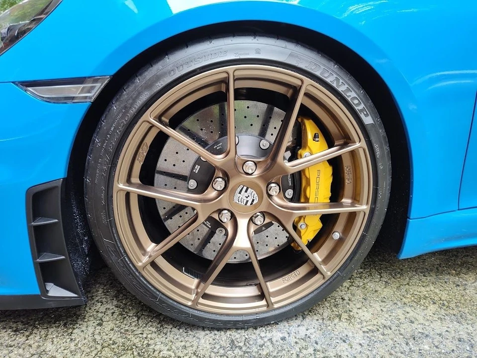 2022 Porsche 718 Boxster Spyder - Image 9 of 14