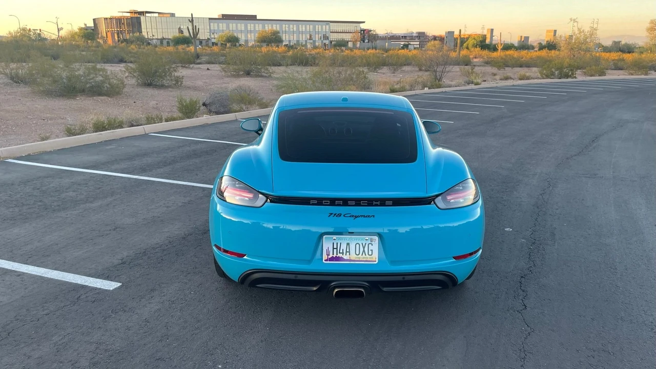 2017 Porsche 718 Cayman - Image 7 of 31