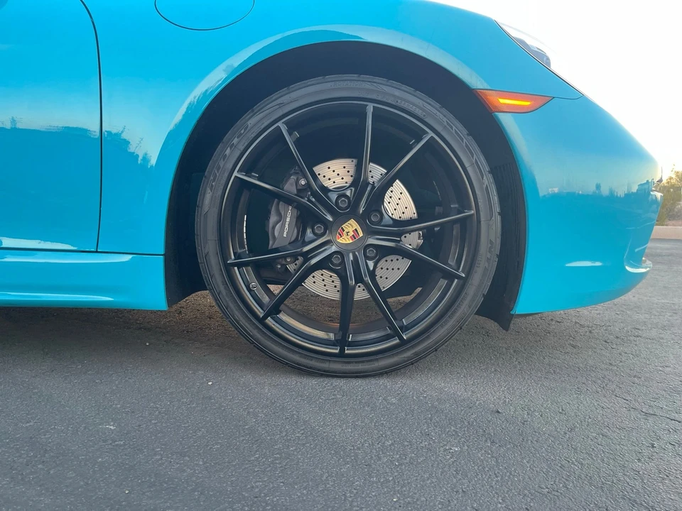 2017 Porsche 718 Cayman - Image 9 of 31
