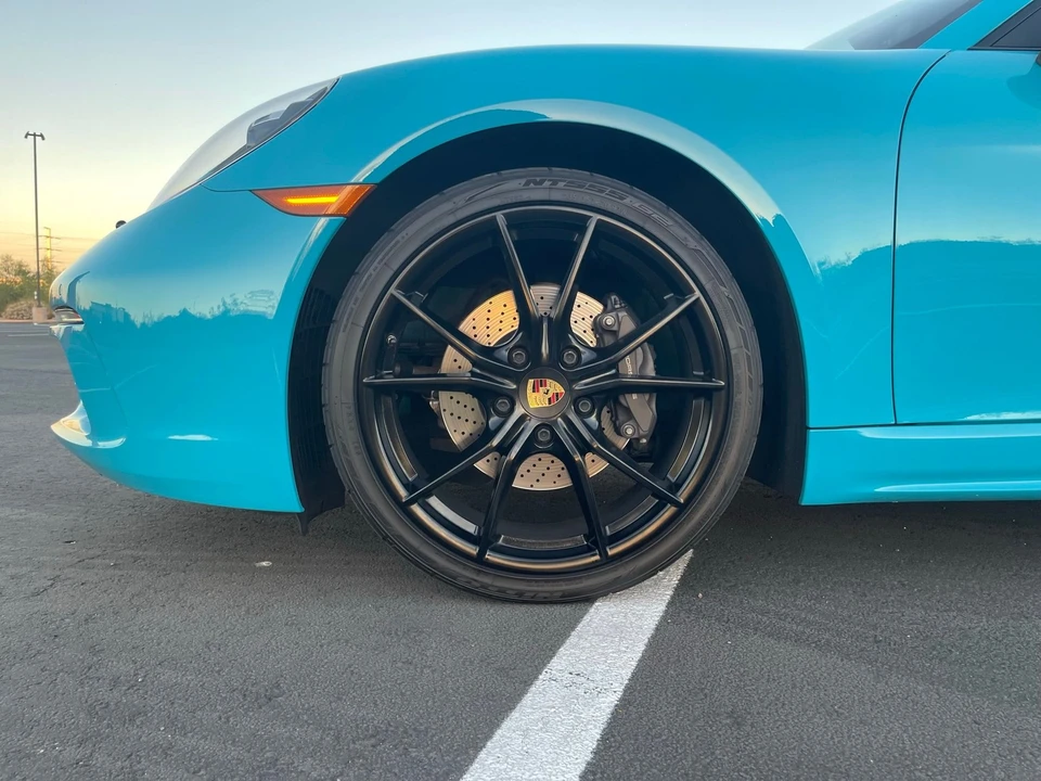2017 Porsche 718 Cayman - Image 10 of 31