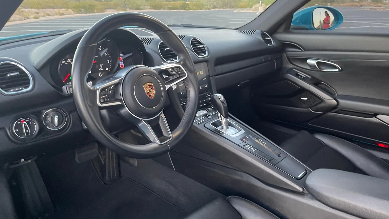 2017 Porsche 718 Cayman - Image 23 of 31