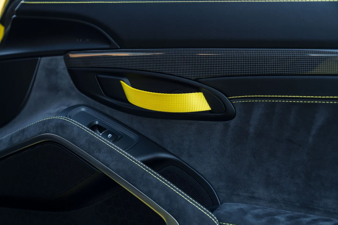 2016 Porsche 981 Cayman GT4 - Image 9 of 13