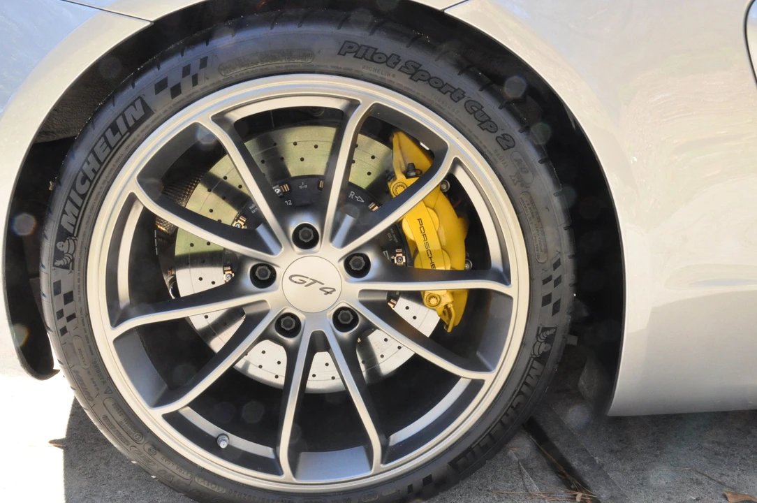2016 Porsche 981 Cayman GT4 - Image 10 of 14