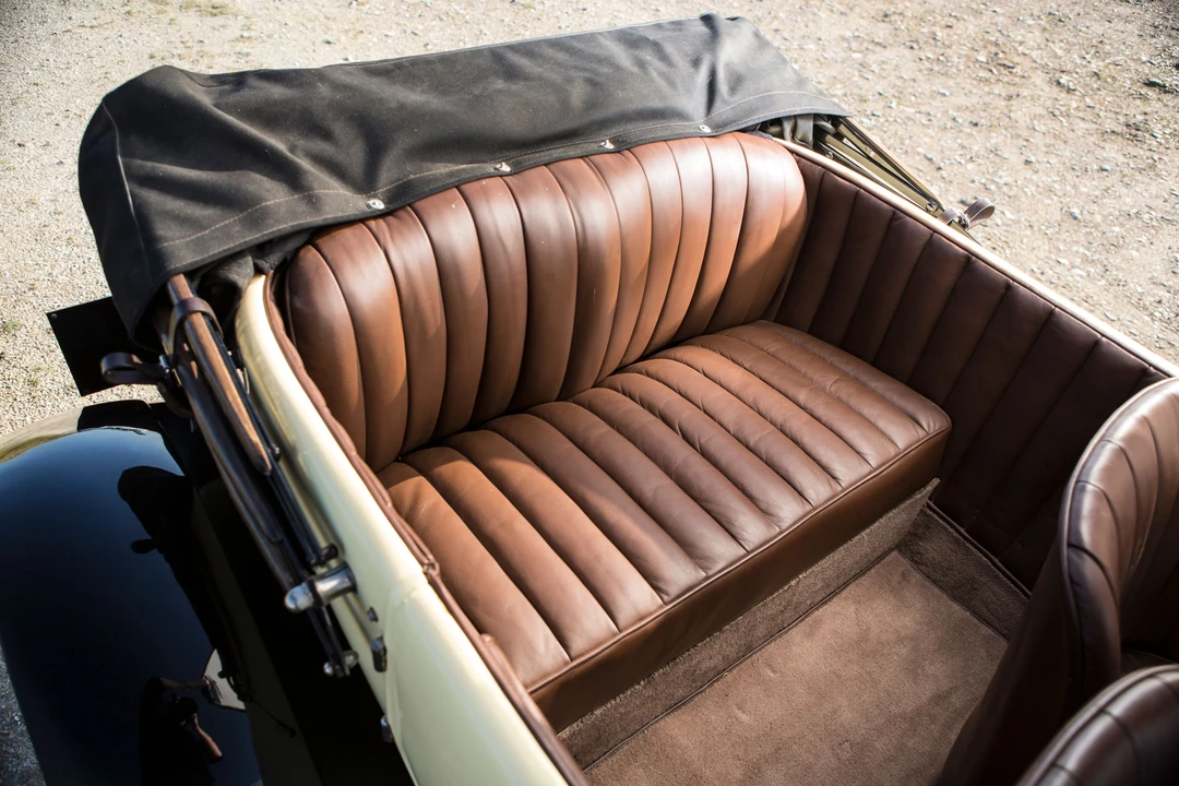 Hispano-Suiza - Image 26 of 31