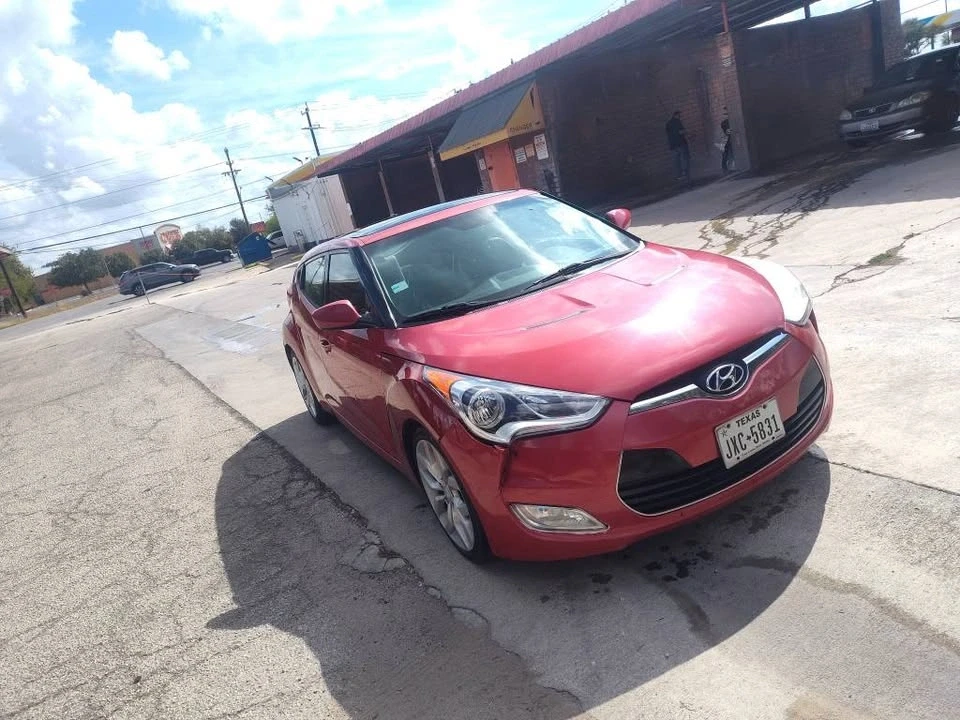 2012 Hyundai Veloster - Image 3 of 5