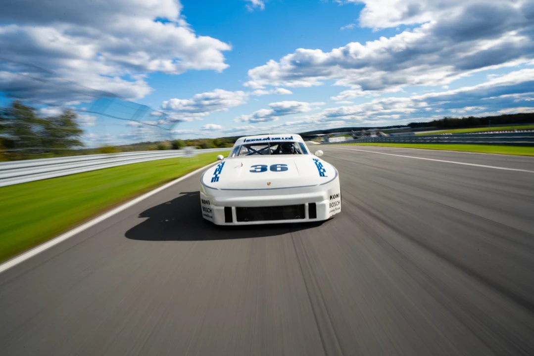 1982 Porsche 924 Turbo - Image 22 of 31