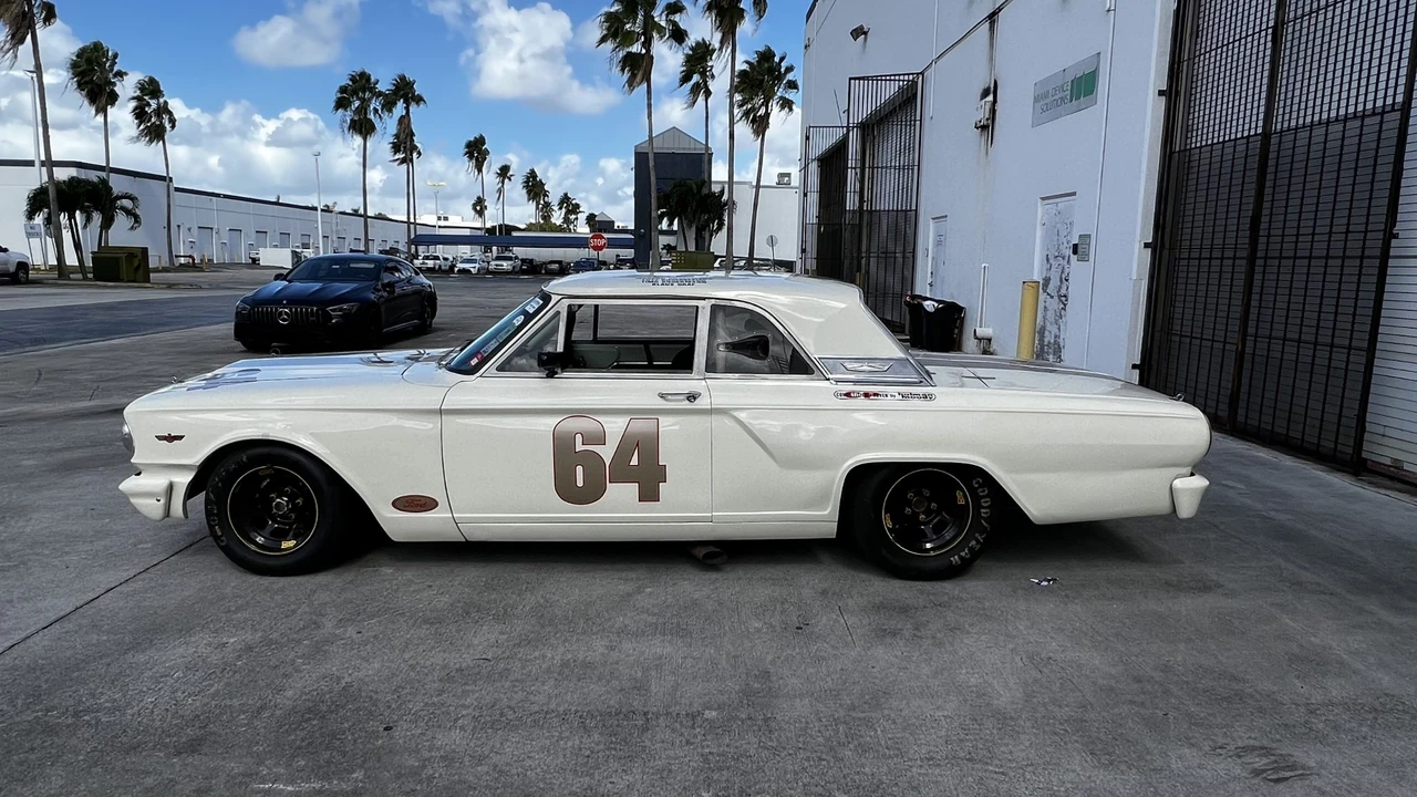 1964 Ford Fairlane 4th Gen - Image 10 of 31
