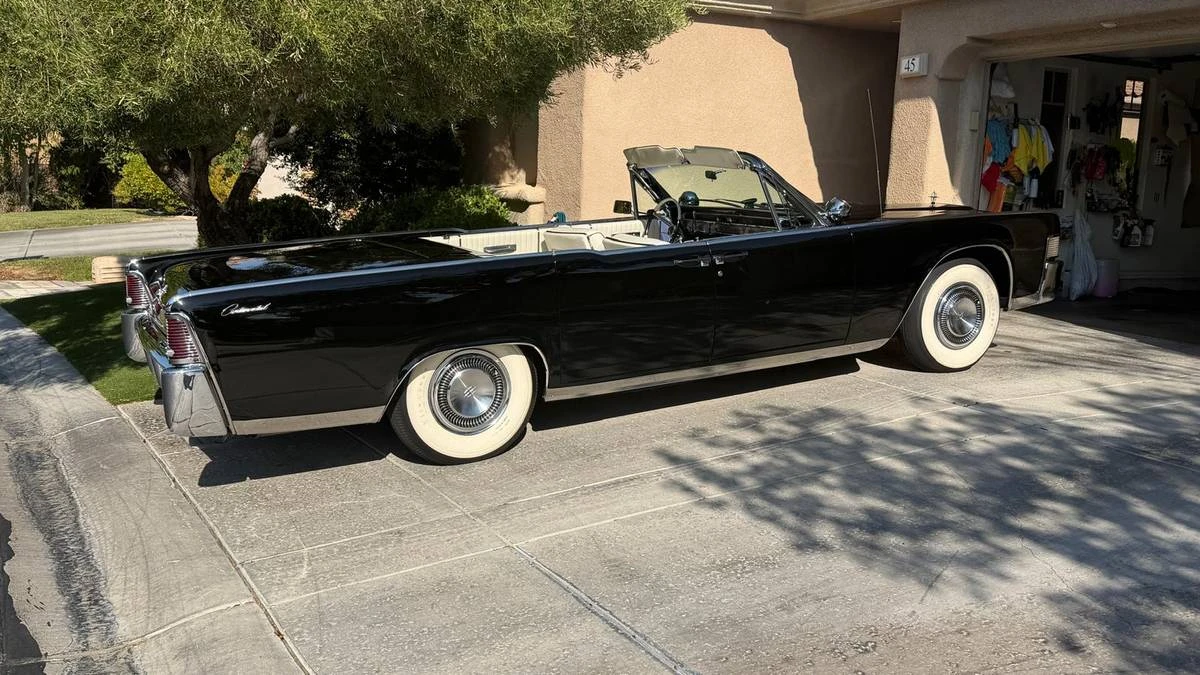 1965 Lincoln Continental 4th Gen - Image 3 of 13