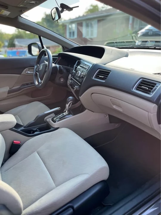 2013 Honda Civic 9th Gen - Image 7 of 9