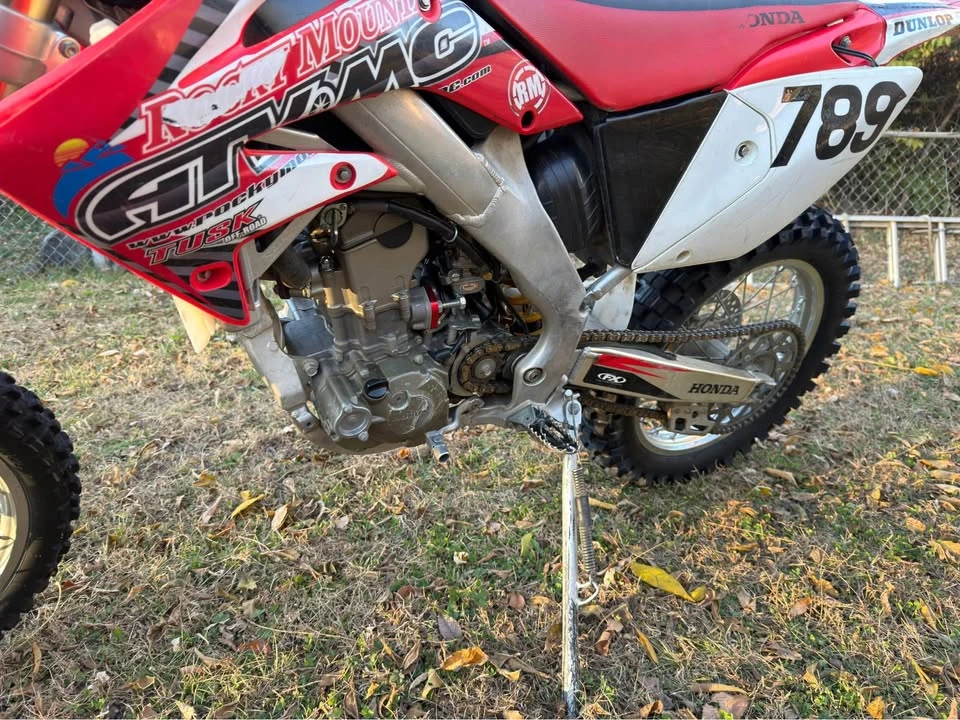Honda CRF - Image 4 of 7