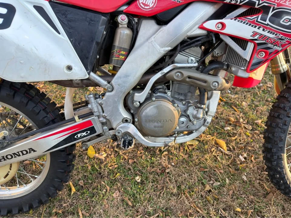 Honda CRF - Image 6 of 7
