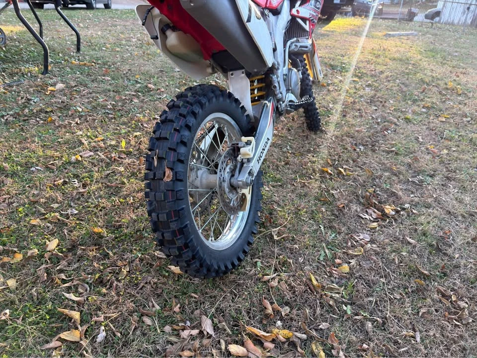 Honda CRF - Image 5 of 7