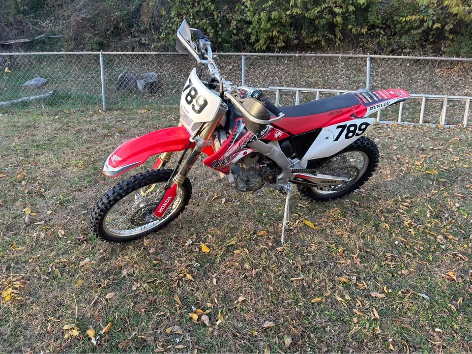 Honda CRF - Image 3 of 7