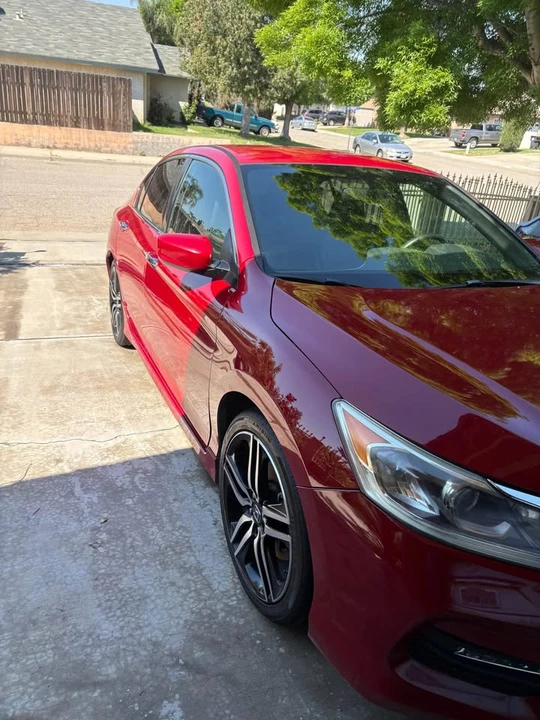 2017 Honda Accord 9th Gen - Image 5 of 6