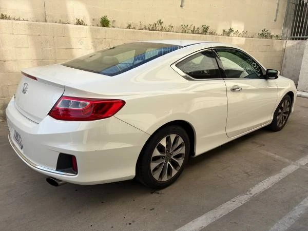 2015 Honda Accord 9th Gen - Image 2 of 5