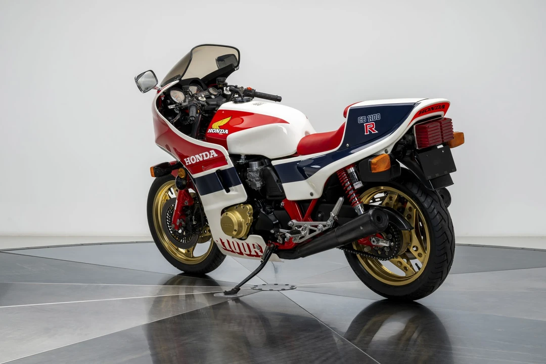 Honda Super Sport: CB750F & CB900F & CB1100F - Image 6 of 31