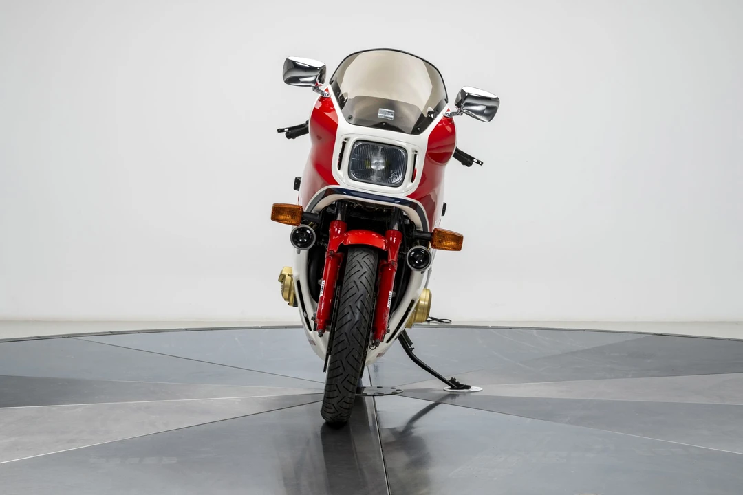 Honda Super Sport: CB750F & CB900F & CB1100F - Image 10 of 31