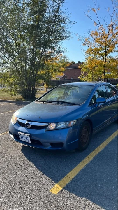 2010 Honda Civic 8th Gen - Image 4 of 9