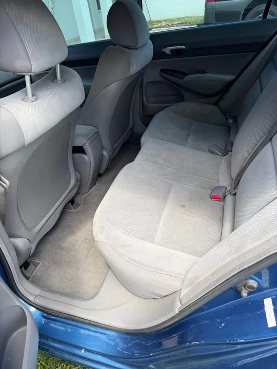 2011 Honda Civic 8th Gen - Image 6 of 7
