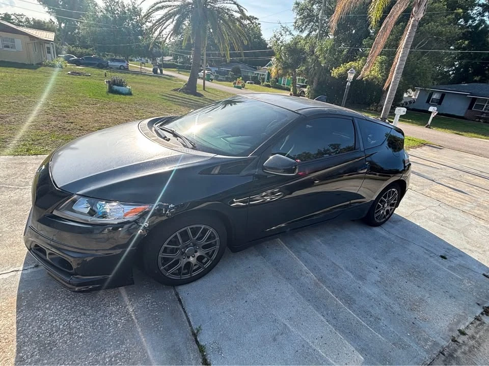 2011 Honda CR-X - Image 2 of 10