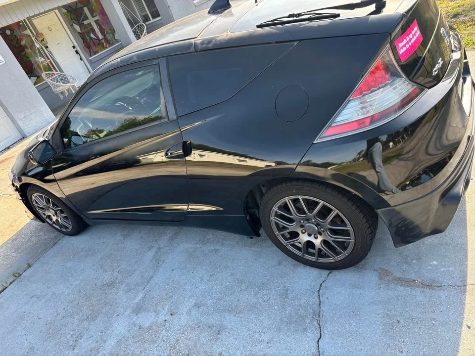 2011 Honda CR-X - Image 3 of 10