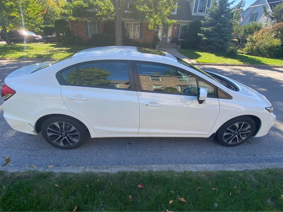 2015 Honda Civic 9th Gen - Image 4 of 5