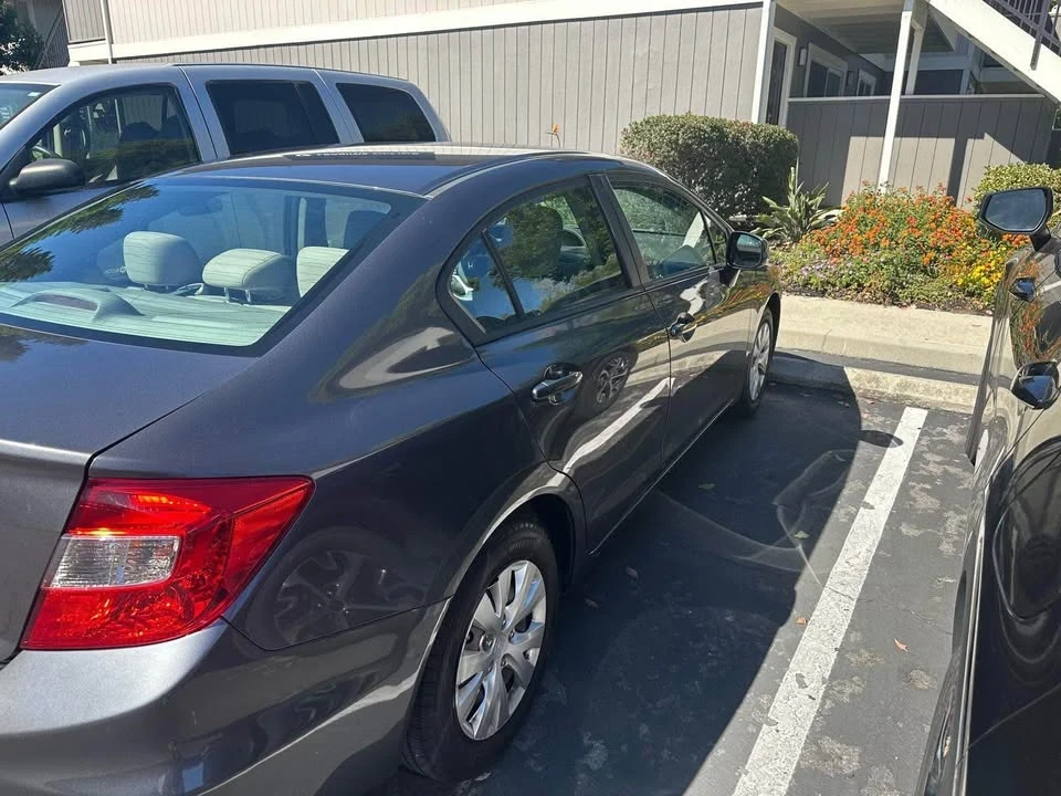 2012 Honda Civic 9th Gen - Image 3 of 10