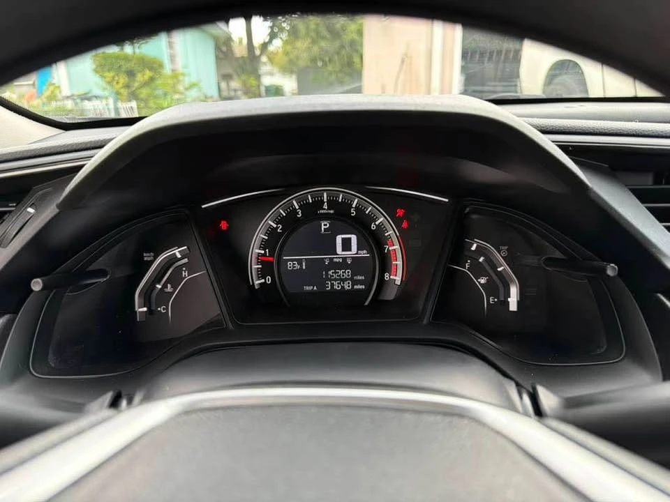 2016 Honda Civic 10th Gen - Image 4 of 9