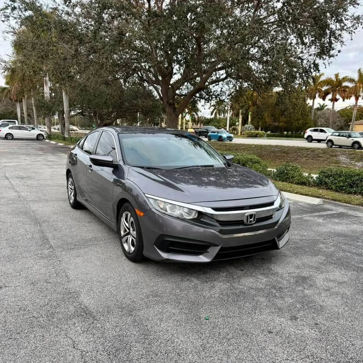 2016 Honda Civic 10th Gen - Image 9 of 9