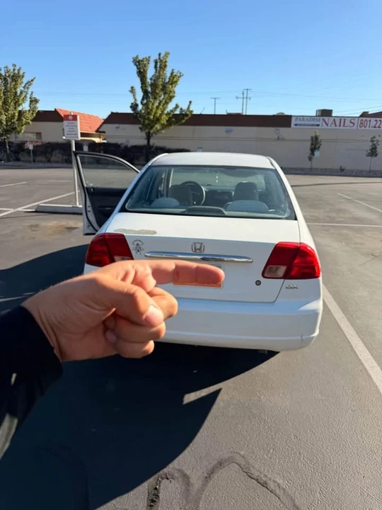 2001 Honda Civic 7th Gen - Image 7 of 9