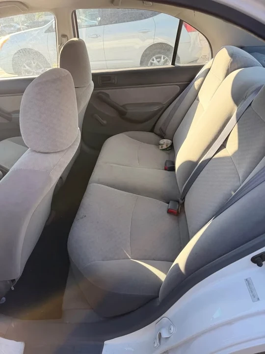 2001 Honda Civic 7th Gen - Image 4 of 9