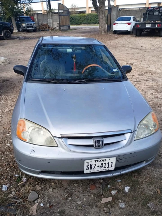 2001 Honda Civic 7th Gen - Image 2 of 5