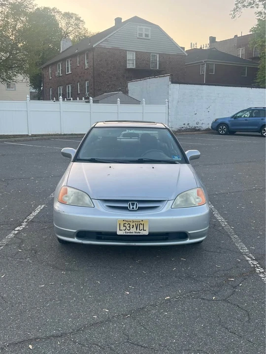 2003 Honda Civic 7th Gen - Image 2 of 7